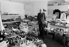 WWilliam Davies of 19 Marketplace in the mid 1980s